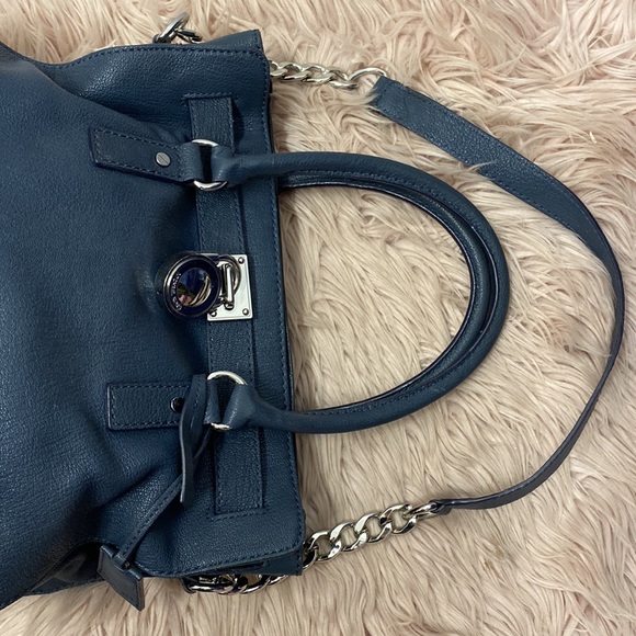 Micheal Kors Bag - Picture 5 of 9